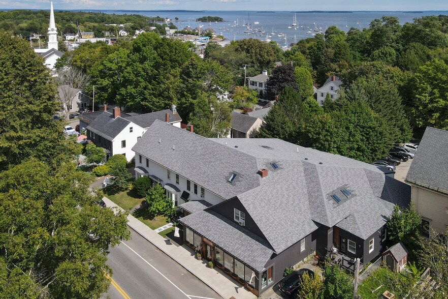 More Photos Of 56 Elm St, Camden Storefront For Sale