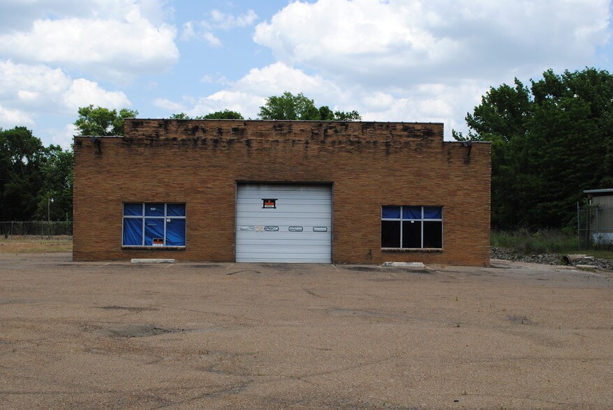 More Photos Of 2600 Medgar Evers Blvd, Jackson Auto Repair For Sale
