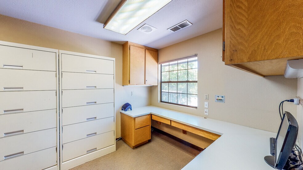 More Photos Of 1331 Medical Center Dr, Rohnert Park Medical For Lease