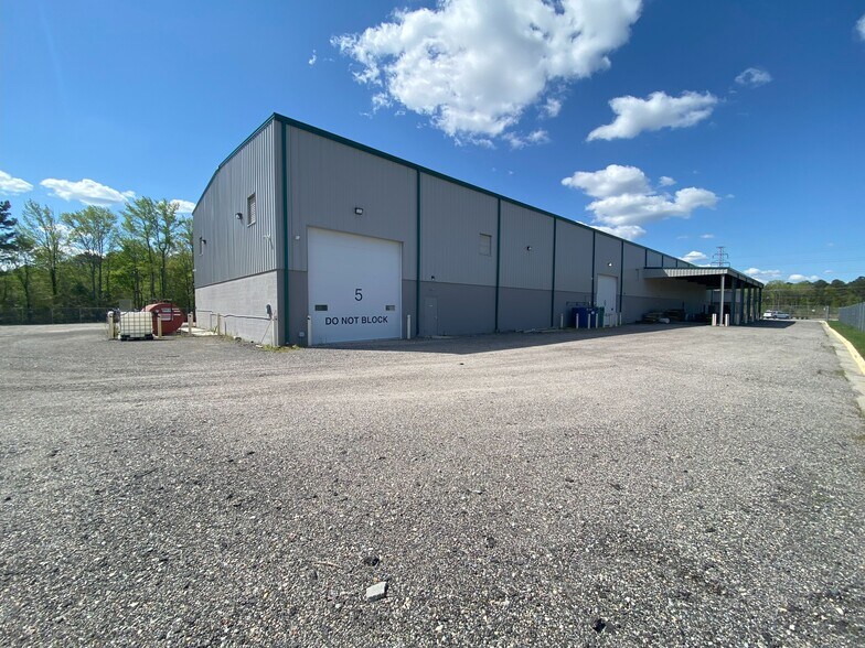 More Photos Of 961 Michael Dr, Chesapeake Warehouse For Sale