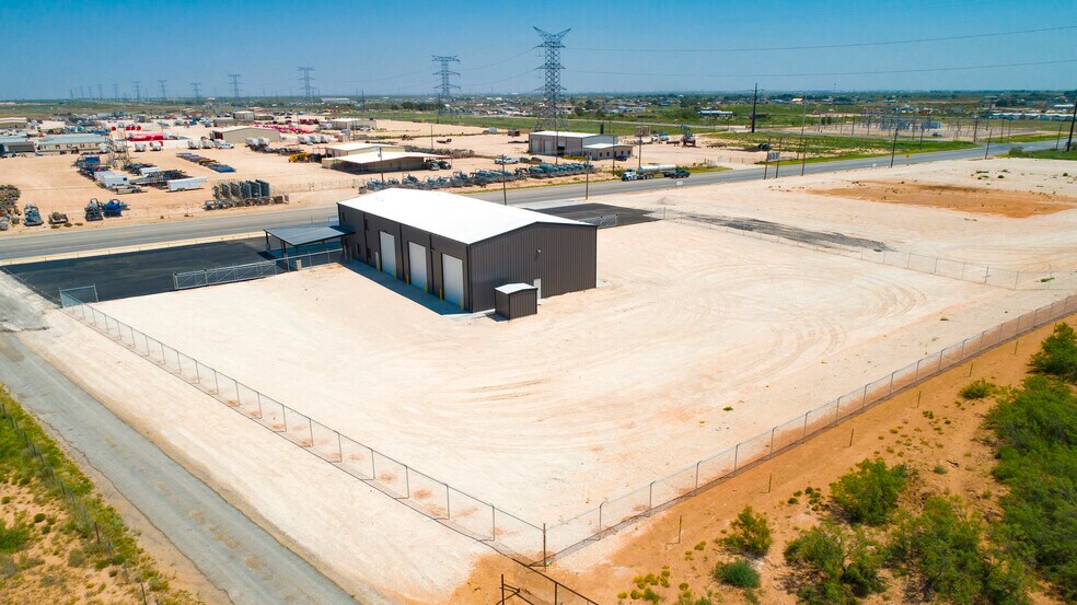 More Photos Of 9716 FM 307, Midland Warehouse For Lease