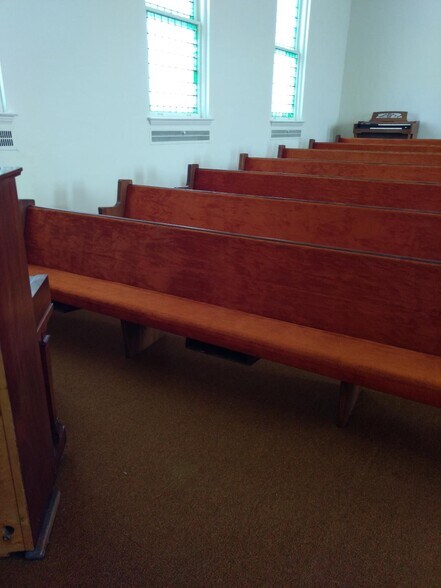 More Photos Of 71 S Washington St, Oxford Religious Facility For Sale