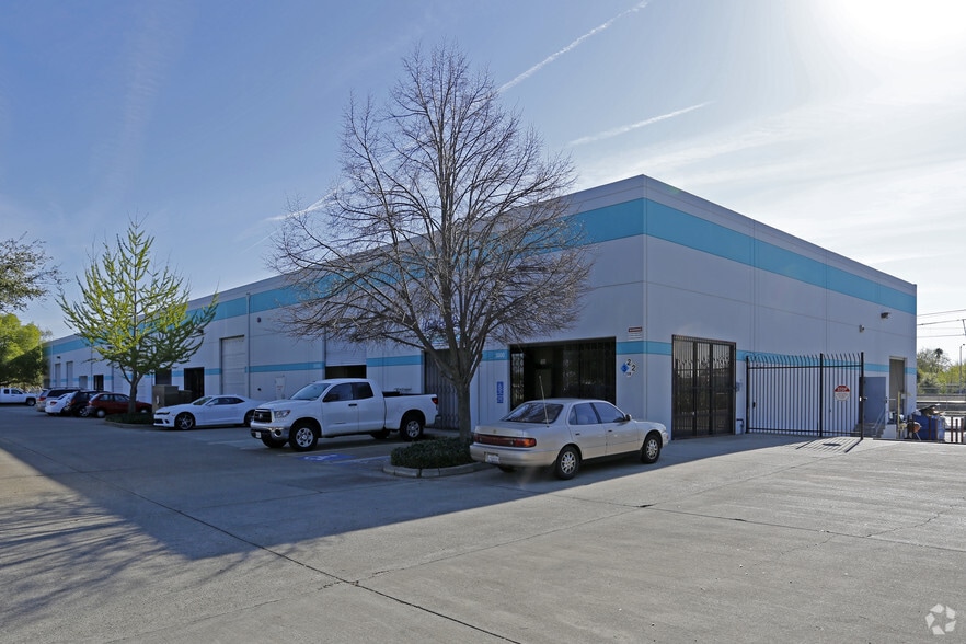 Primary Photo Of 3000 Academy Way, Sacramento Warehouse For Lease