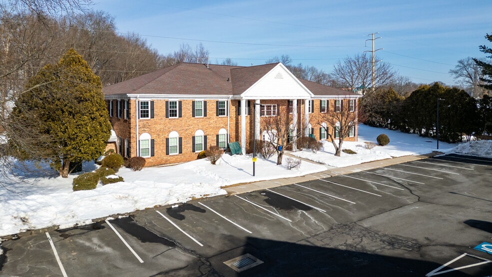 More Photos Of 35 Cold Spring Rd, Rocky Hill Office For Sale