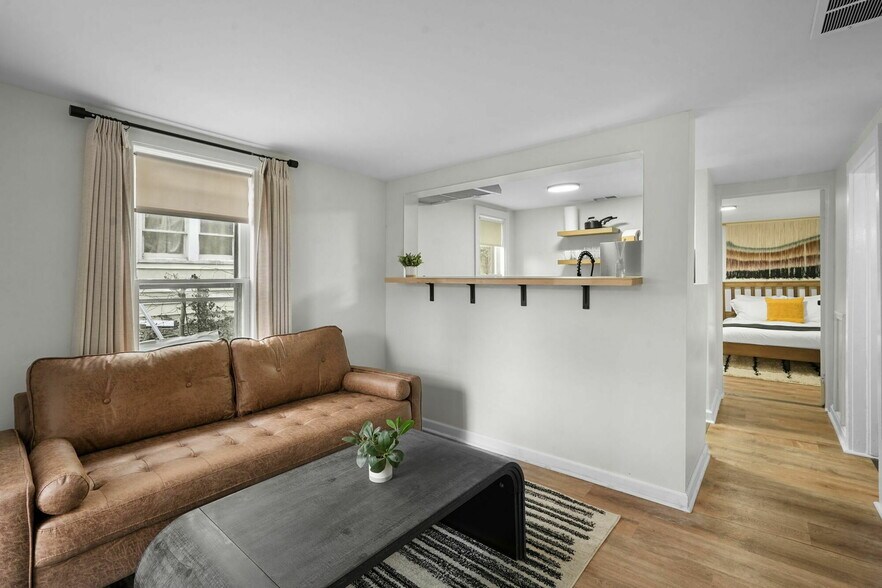 More Photos Of 101 Pennsylvania Ave, Binghamton Apartments For Sale