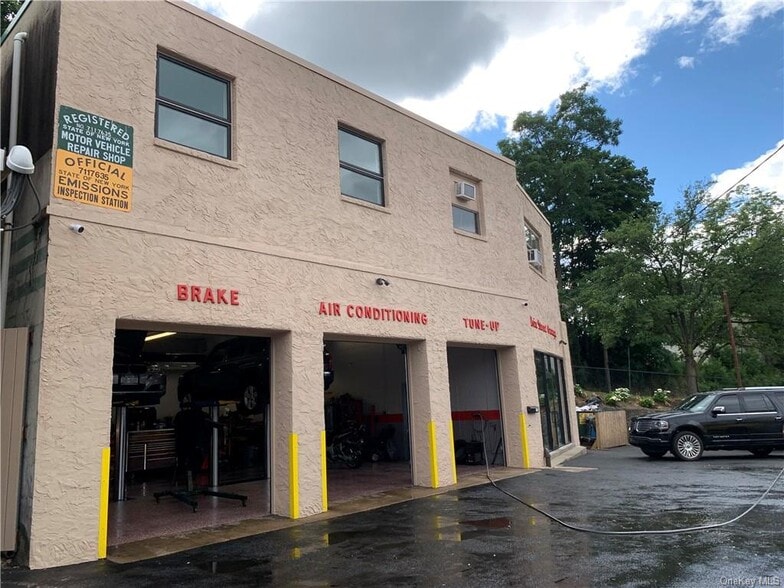 More Photos Of 68 E Main St, Elmsford Auto Repair For Sale