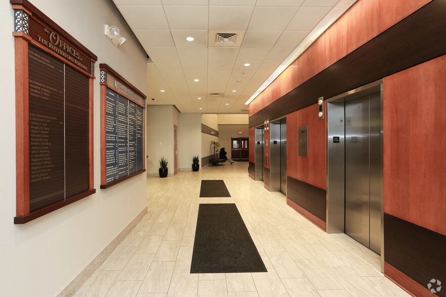 More Photos Of 65 Memorial Rd, West Hartford Office For Lease