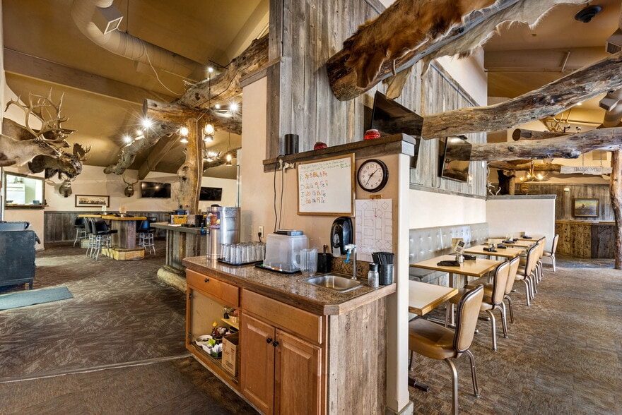 More Photos Of 5100-N Star Blvd, Great Falls Storefront Retail Office For Sale