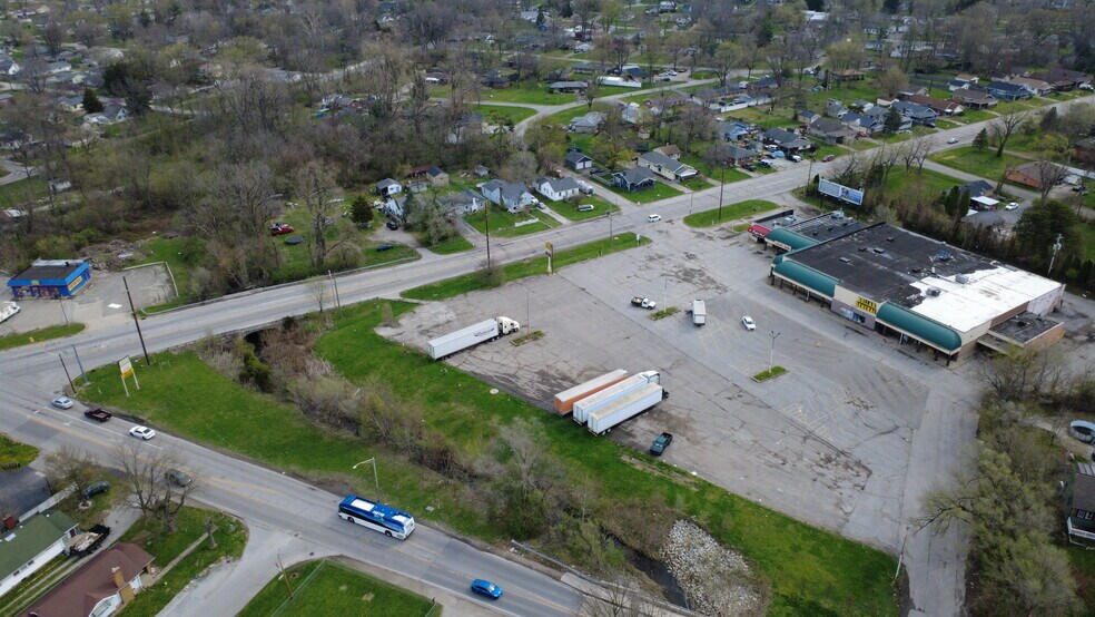 More Photos Of 1801 S Emerson Ave, Indianapolis Unknown For Lease