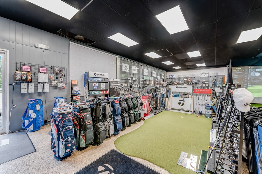 More Photos Of 2939 White Hall Blvd, White Hall General Retail For Sale