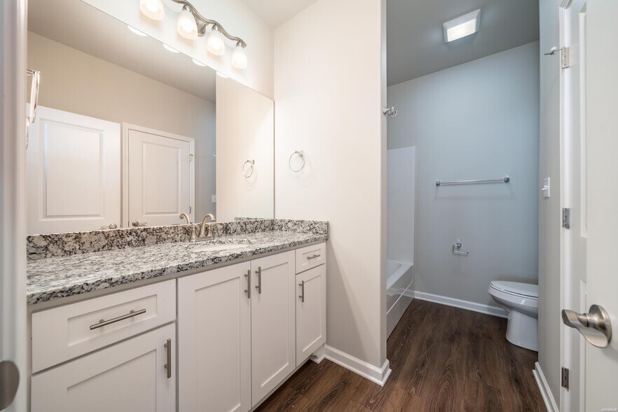 More Photos Of 102 & 106 Cheyenne St, Hot Springs National Park Apartments For Sale