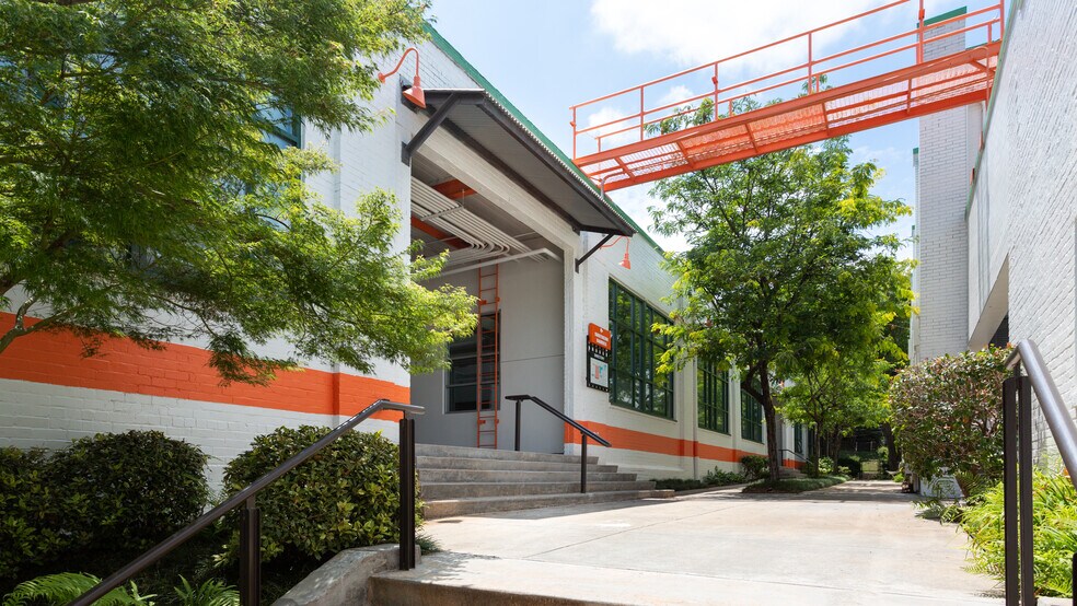 More Photos Of 621 North Ave NE, Atlanta Office For Lease