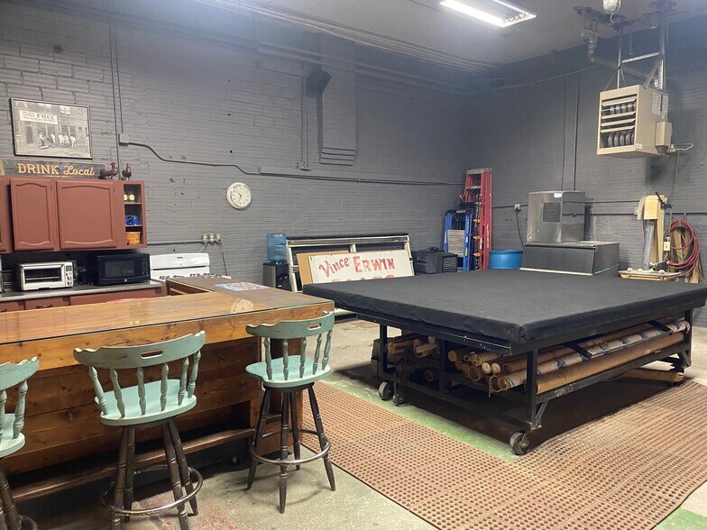 More Photos Of 301 N Washington Ave, Wellington General Retail For Sale