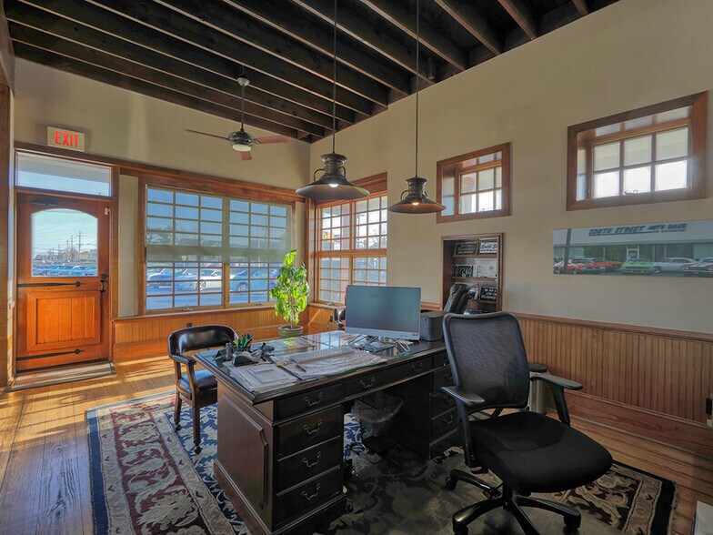 More Photos Of 20575 Coastal Hwy, Rehoboth Beach Auto Dealership For Sale
