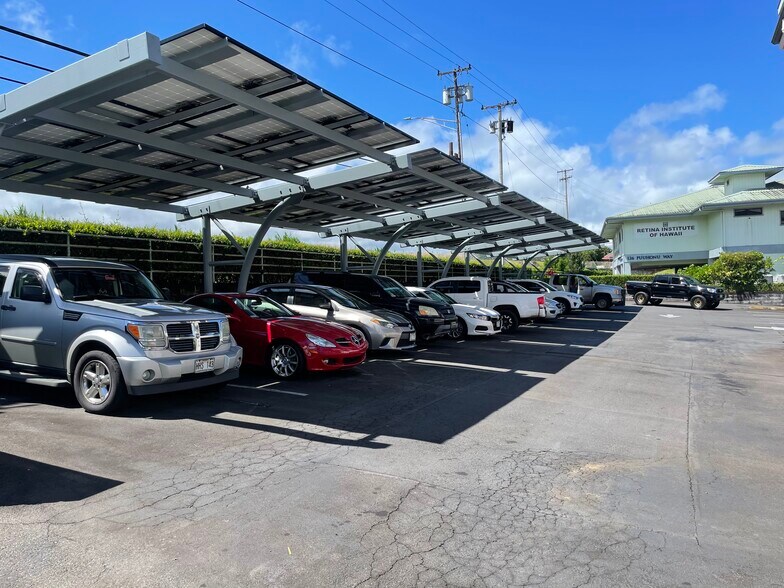 More Photos Of 134 Puuhonu Way, Hilo Medical For Lease