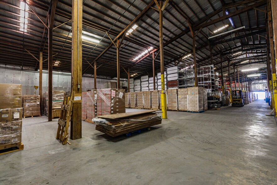 More Photos Of 401 Hardy Ave, Corsicana Warehouse For Lease