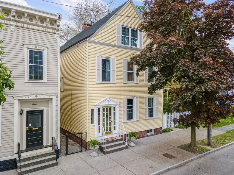 More Photos Of 462-470 2nd Ave, Troy Storefront Retail Residential For Sale