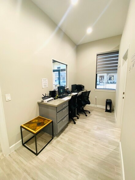 More Photos Of 4220 Cartwright Rd, Missouri City Medical For Sale