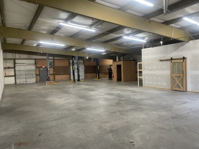 More Photos Of 917 US Highway 117 Byp S, Goldsboro Warehouse For Lease