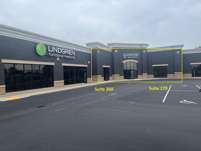 Primary Photo Of 2593 Development Dr, Green Bay Medical For Lease