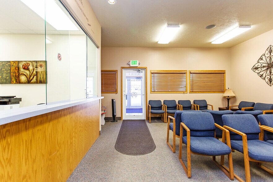 More Photos Of 1263 Bennett Ave, Burley Medical For Sale