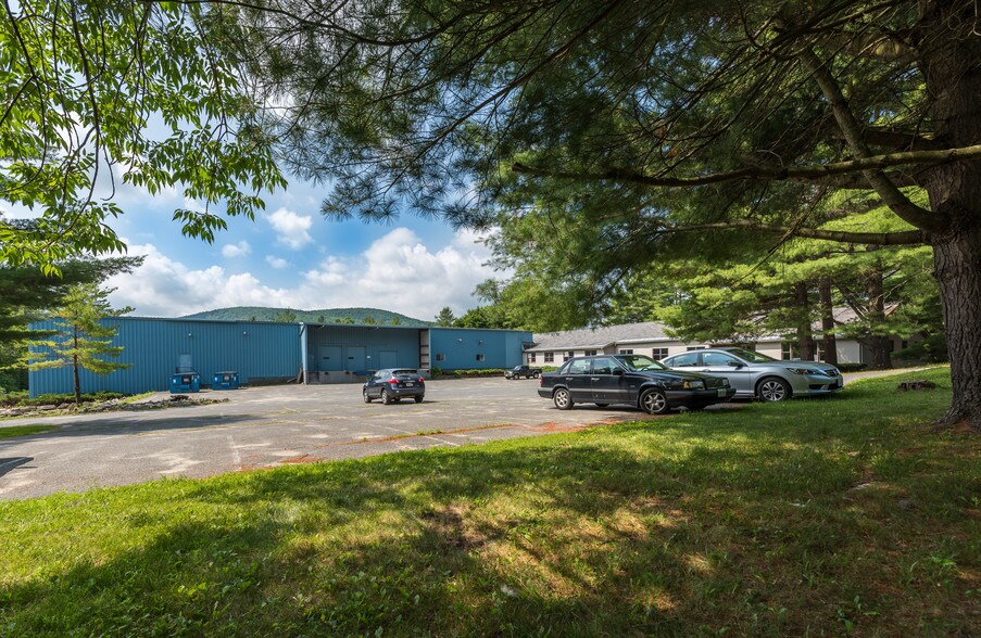 More Photos Of 815 Pleasant St, Lee Manufacturing For Sale