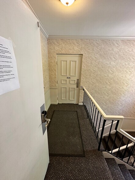 More Photos Of 1108 Ohio River Blvd, Sewickley Office For Sale