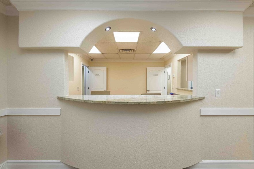 More Photos Of 4109 Armenia Ave, Tampa Medical For Sale