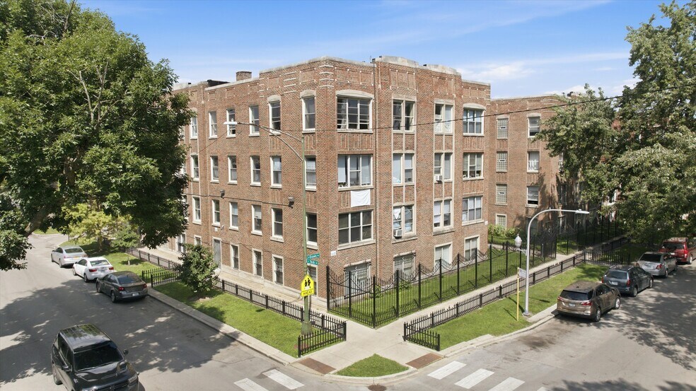 More Photos Of 7550-7558 S Essex Ave, Chicago Apartments For Sale