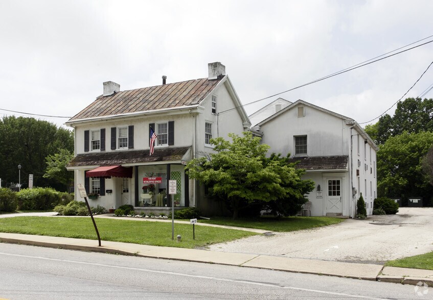 More Photos Of 462 Germantown Pike, Lafayette Hill Office For Lease