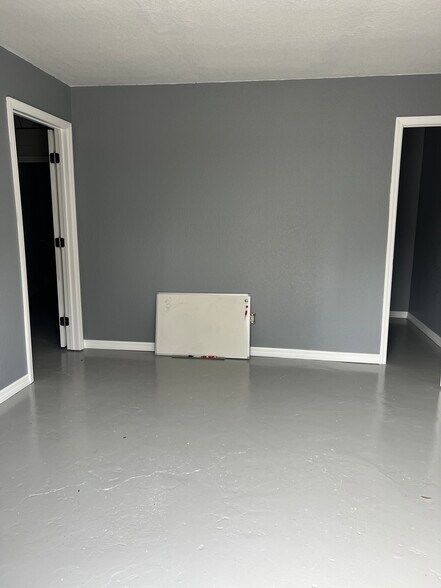 More Photos Of 7809 Clark Moody Blvd, Port Richey Warehouse For Sale
