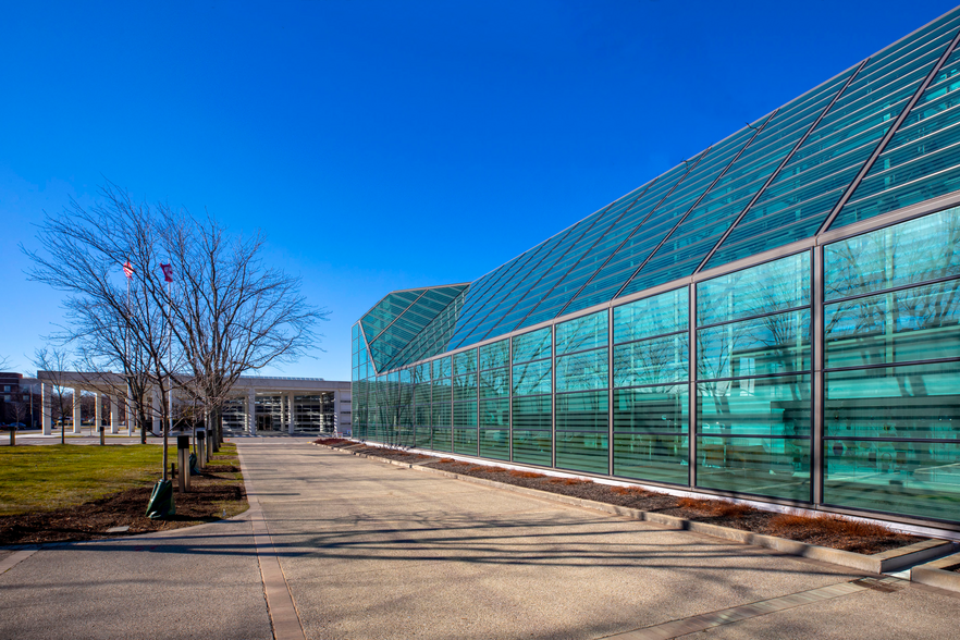 Primary Photo Of 525 Jackson st, Columbus Office For Sale