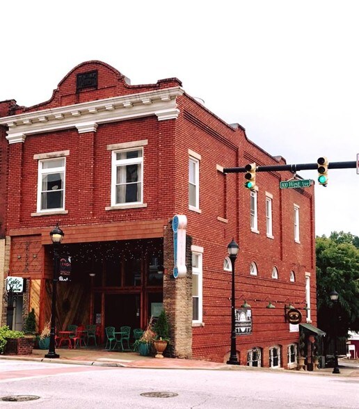 More Photos Of 819 West Ave, Lenoir Restaurant For Sale