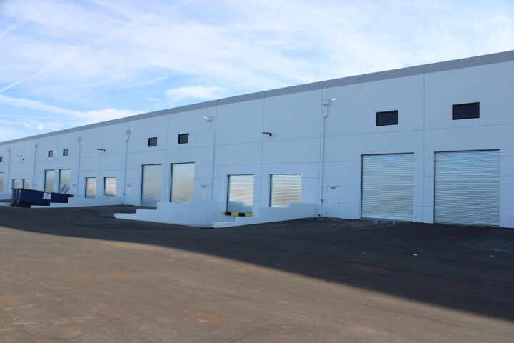 More Photos Of 6920 U.S. 41 hwy, Apollo Beach Warehouse For Lease