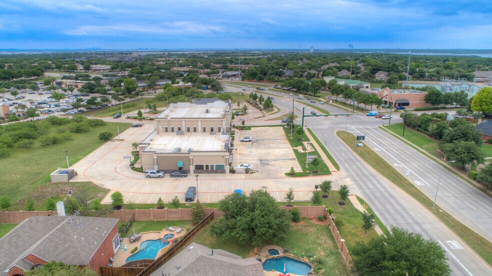 More Photos Of 2840 Flower Mound Rd, Flower Mound General Retail For Lease