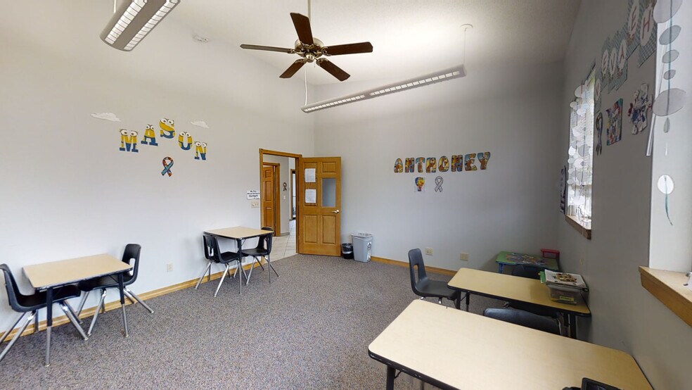 More Photos Of 112-118 S Main St, Medford Office For Sale