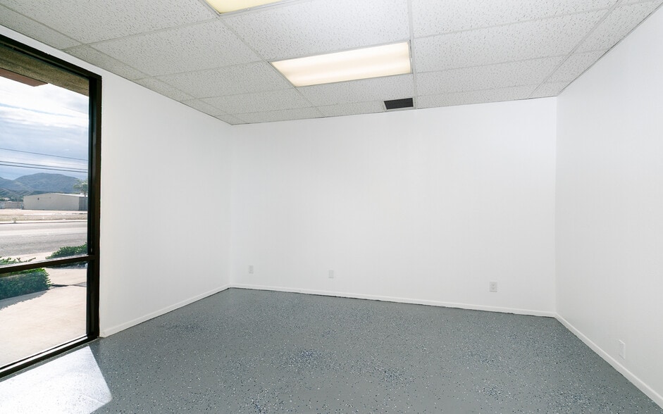 More Photos Of 24646 Redlands Blvd, Loma Linda Storefront For Sale