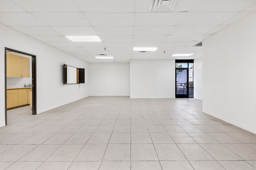 More Photos Of 8768 Helms Ave, Rancho Cucamonga Light Manufacturing For Lease