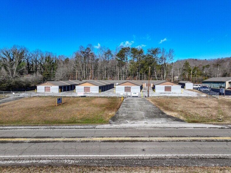 More Photos Of 3010 Roane State hwy, Harriman Self Storage For Sale