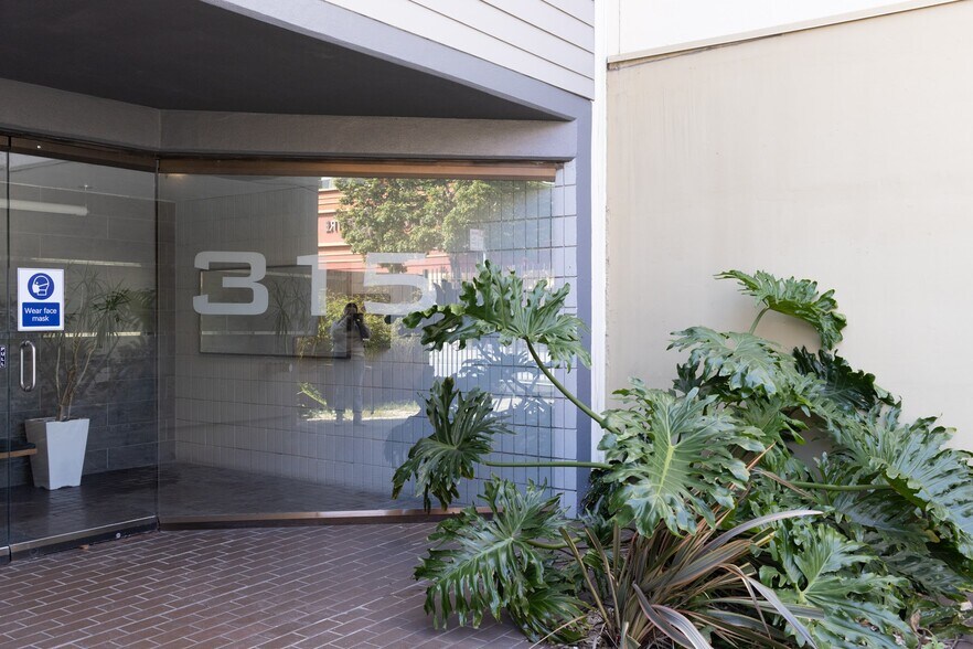 More Photos Of 315 Bay St, San Francisco Office For Lease