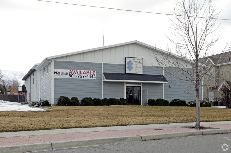 More Photos Of 9119 S Monroe Plaza Way, Sandy Freestanding For Lease