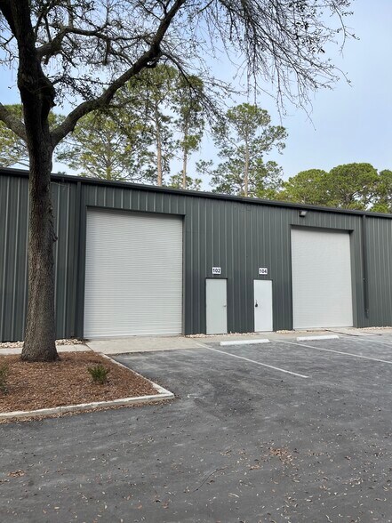 More Photos Of 1545 Main St, Atlantic Beach Unknown For Lease