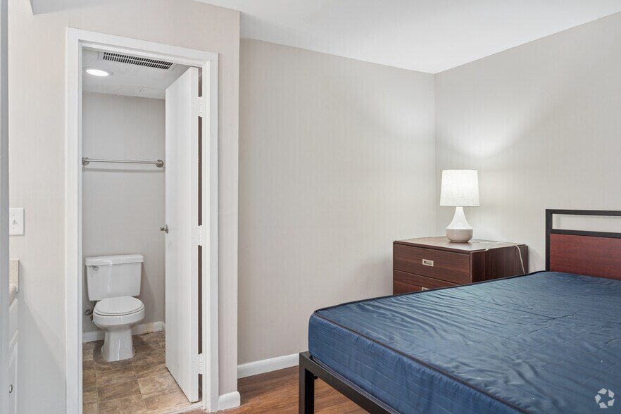 More Photos Of 600 Martin Luther King Jr Blvd, Chapel Hill Apartments For Sale