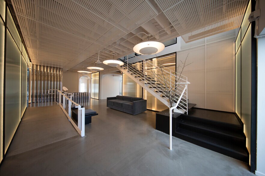 More Photos Of 729-733 Seward St, Los Angeles Loft Creative Space For Sale