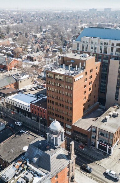 More Photos Of 21 Queen St E, Brampton Office For Sale