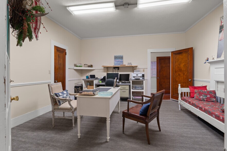 More Photos Of 104 W Broad St, Wedowee Medical For Sale