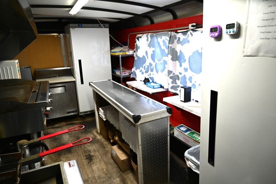 More Photos Of 14348 PA 706, Montrose Light Distribution For Sale