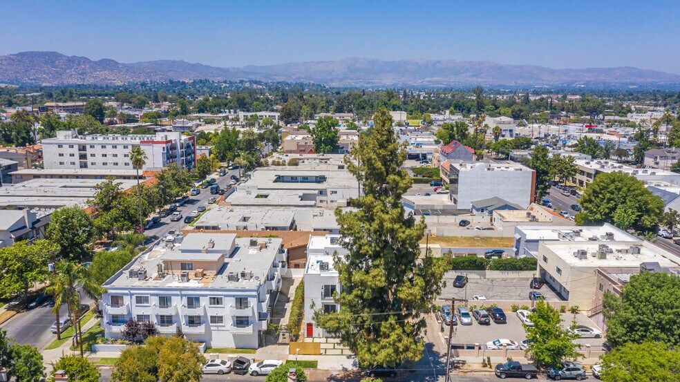 More Photos Of 21719 Hart St, Canoga Park Apartments For Sale