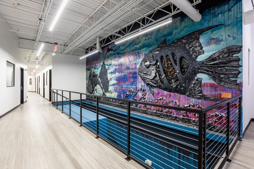 More Photos Of 136 4th St N, Saint Petersburg Coworking Space