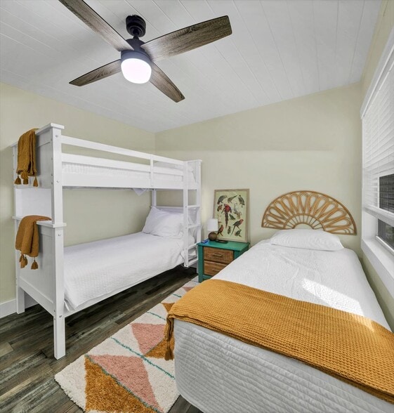 More Photos Of 1106 Main St, Safety Harbor Hotel For Sale